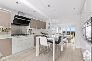 Photo 11- click for photo gallery